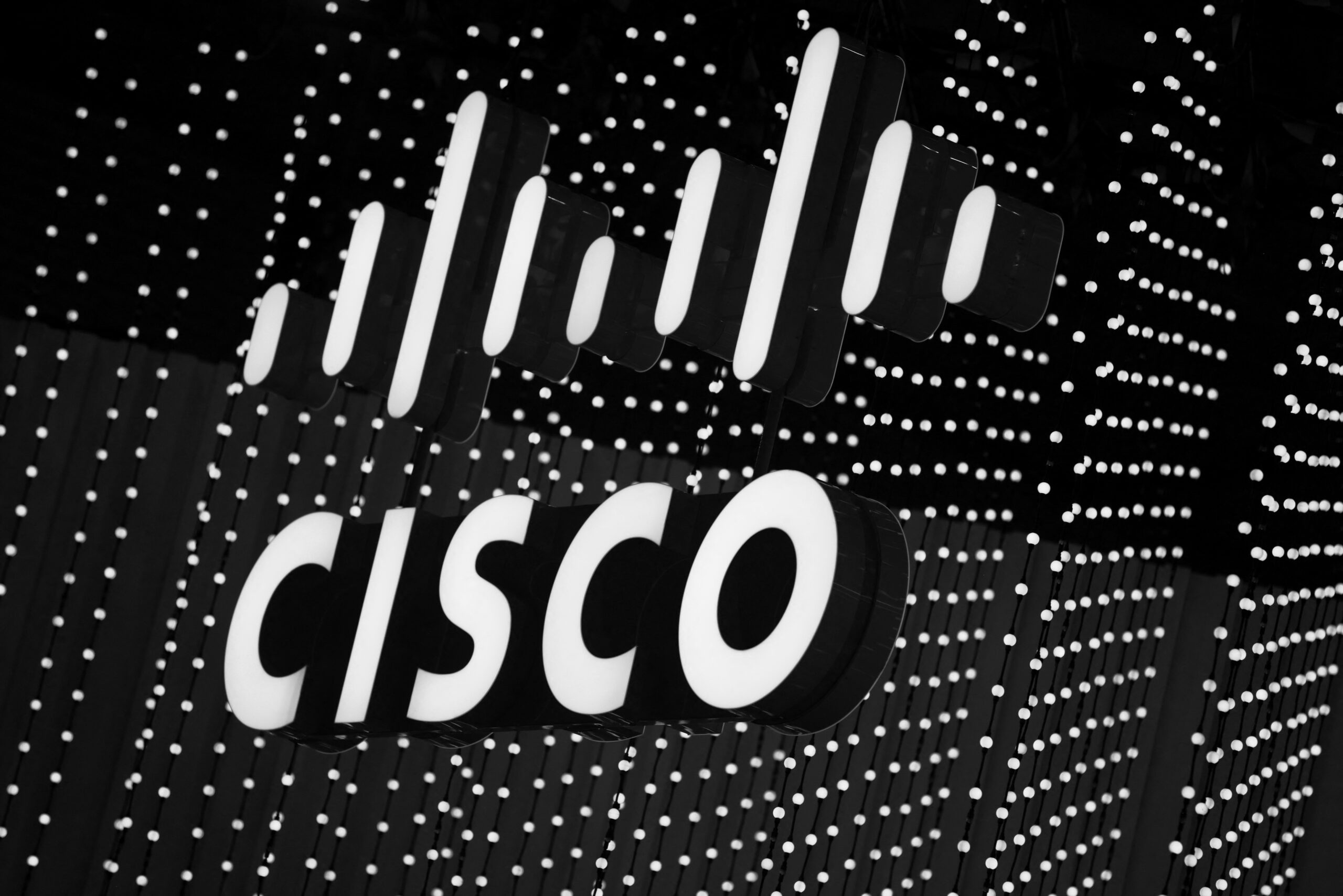 Counterfeit Cisco Gear Infiltrates US Military Bases, Used in Combat Operations